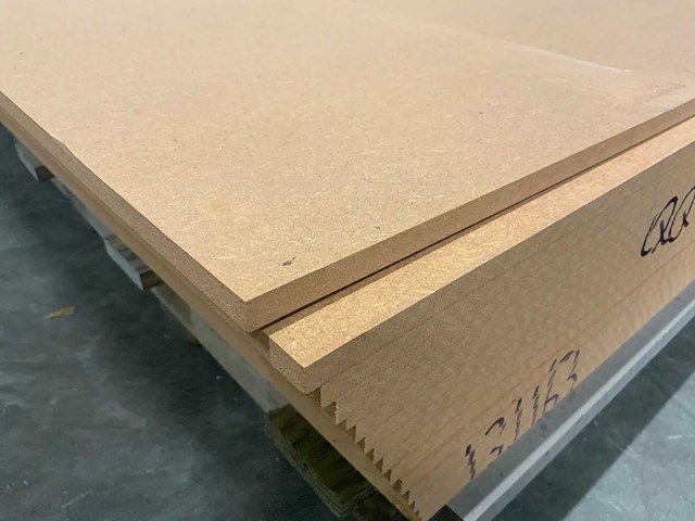Mdf plaat 3060x1220x8mm (16x) - afbeelding 2 van  5
