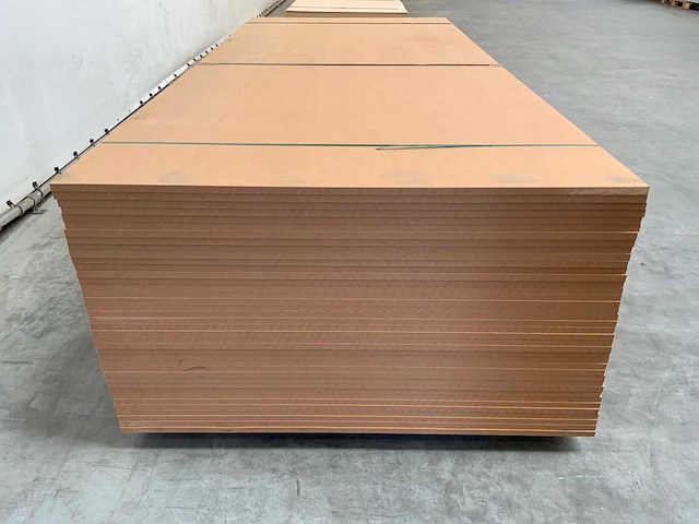 Mdf plaat unilin/spanolux 3055x1300x18mm (39x) - afbeelding 5 van  7
