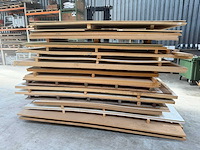 Mdf plaatmateriaal - afbeelding 1 van  2