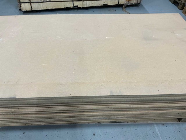 Mdf platen - afbeelding 1 van  4