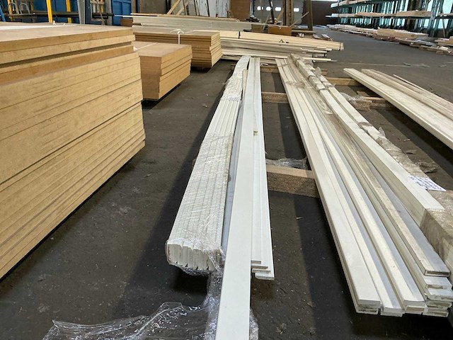 Mdf plint (20x) - afbeelding 1 van  4