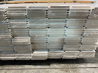 Mdf plint met kabelgoot wit gelakt - 488x14x1,5 cm (55x) - afbeelding 8 van  8