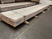 Mdf plint recht met kabelgoot 15x140 mm (85x) - afbeelding 1 van  5