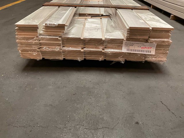 Mdf plint recht met kabelgoot 15x140 mm (90x) - afbeelding 5 van  5