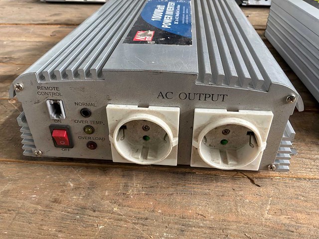 Mean well / e-ast omvormer (2x) - afbeelding 4 van  6