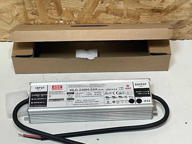 Mean well hlg-240h-24a led driver 240w - afbeelding 1 van  3