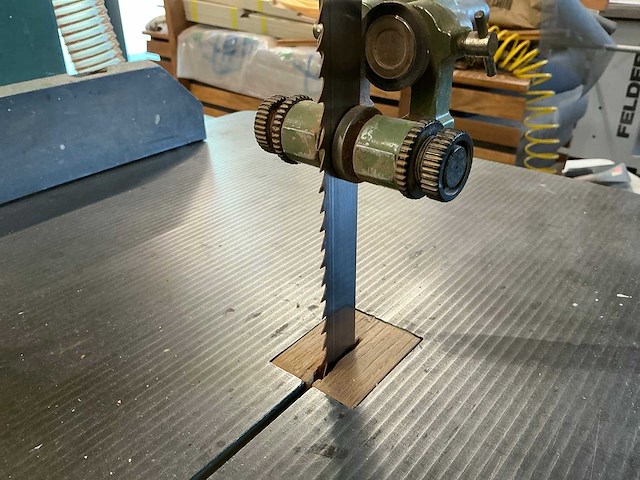 Meber sr 600 lintzaagmachine - afbeelding 6 van  9