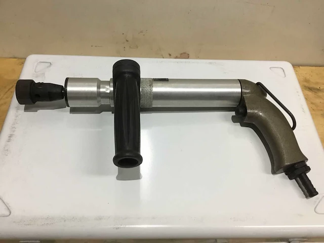 Mebis 4-410 pneumatische tapmachine - afbeelding 2 van  4