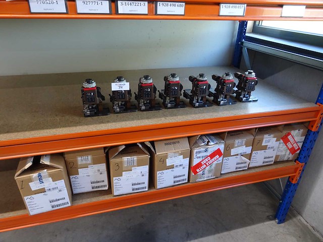 Mecal - krimptang applicator (7x) - afbeelding 1 van  8