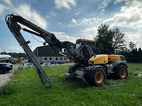 Mecalac - 12mtx greenjob - banden graafmachine met herder multi-pro maaigiek - afbeelding 9 van  16