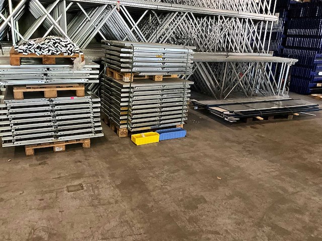 Mecalux - legbordstelling 20 meter - afbeelding 1 van  6