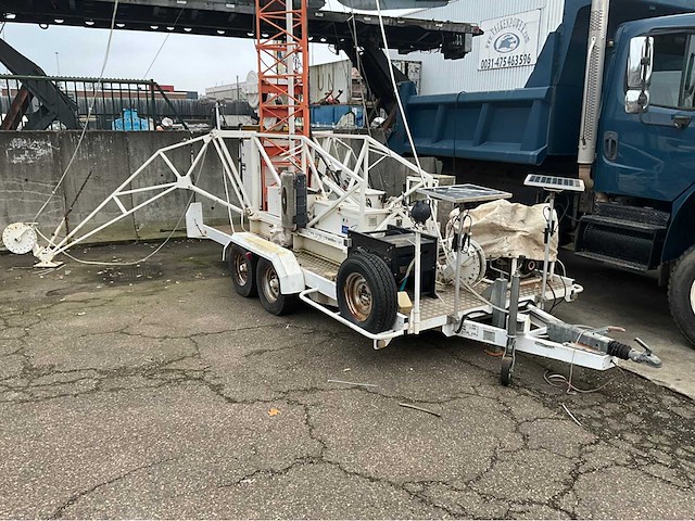 Mecca alta spa telescopische radarmast electrisch/hydraulisch bedient - afbeelding 3 van  7