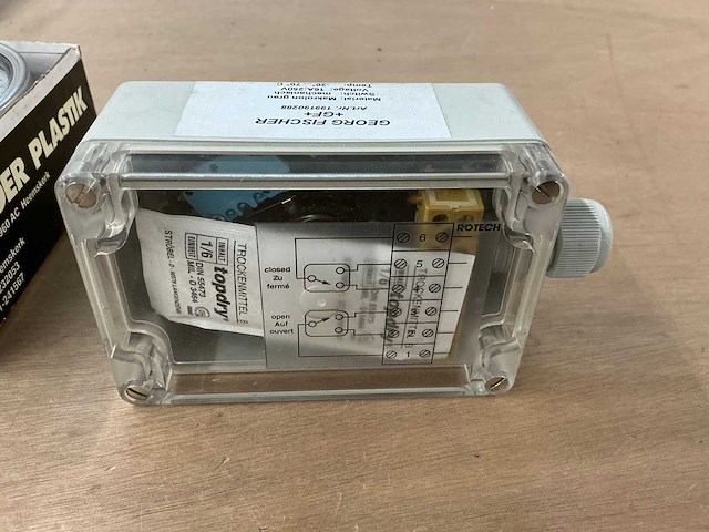 Mechanische schakelaar en manometer - afbeelding 3 van  5