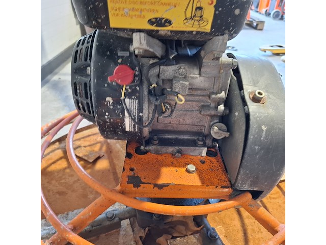Mechanische troffel 900mm benzine atlas copco, bg 375, 2016 - afbeelding 8 van  9