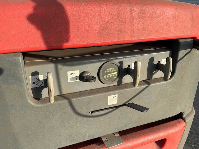 Meclaen veegmachine - afbeelding 12 van  14