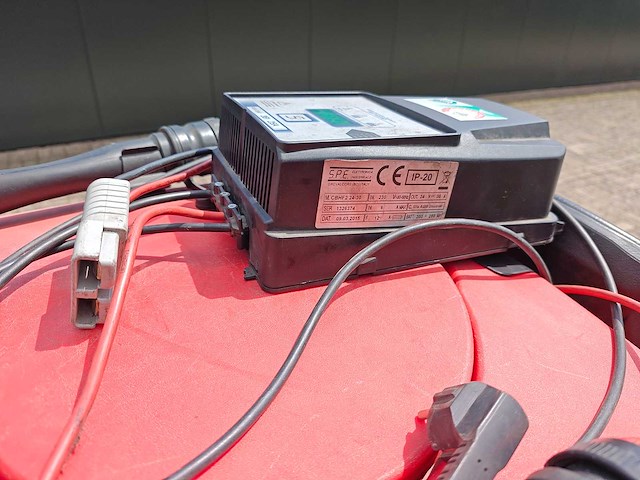 Meclean - powerscrub 100d - scrobmachine - afbeelding 13 van  22