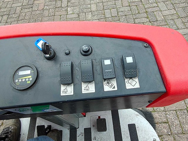 Meclean - zelfrijdende veegmachine - afbeelding 6 van  19