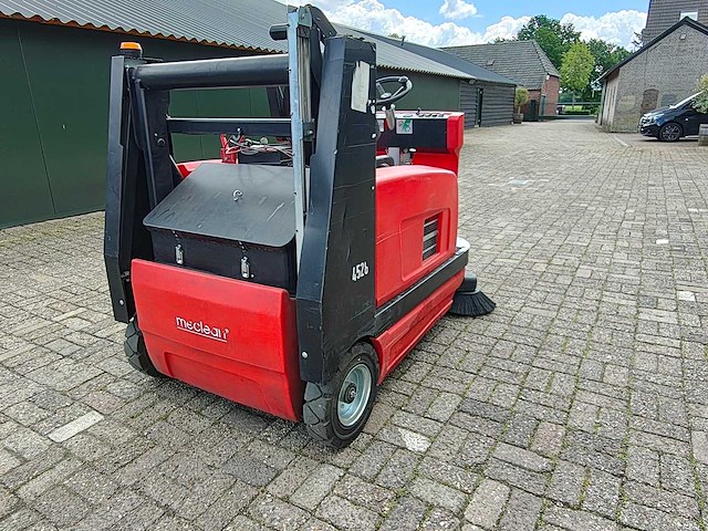 Meclean - zelfrijdende veegmachine - afbeelding 16 van  19