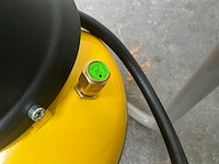 Meclube - 14 liter automatische bandenvuller met ondersteuning. - luchtcompressor - afbeelding 1 van  14