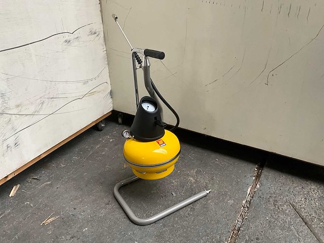 Meclube - 14 liter automatische bandenvuller met ondersteuning. - luchtcompressor - afbeelding 9 van  14