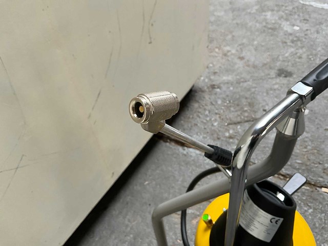 Meclube - 14 liter automatische bandenvuller met ondersteuning. - luchtcompressor - afbeelding 16 van  19