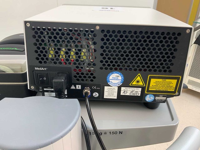 Medart smartsculpt laserapparaat op trolley - afbeelding 10 van  10