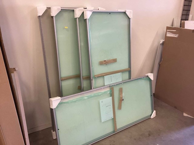 Mededelingenbord met slot (5x) - afbeelding 4 van  4