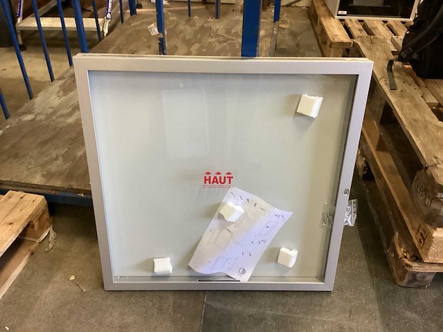 Mededelingenbord - afbeelding 1 van  3