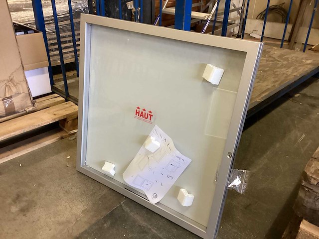 Mededelingenbord - afbeelding 3 van  3