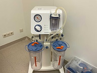 Medela dominant flex vacuümpomp - afbeelding 2 van  9