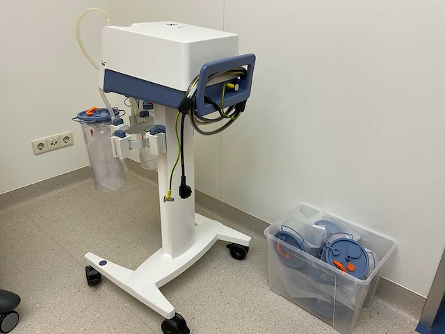 Medela dominant flex vacuümpomp - afbeelding 4 van  9