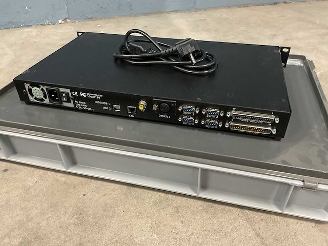 Medialon showmaster swm showcontroller - afbeelding 2 van  2