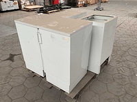 Medical cabinet (4x) - afbeelding 4 van  7