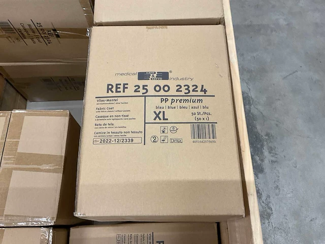 Medical pp premium vlies-mantel (cl) (450x) - afbeelding 1 van  2