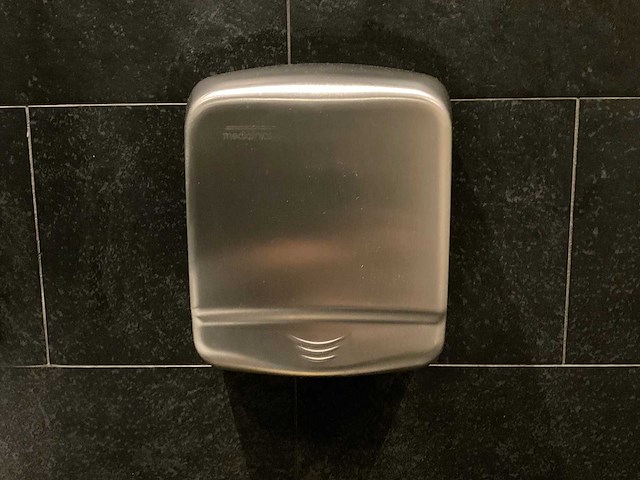 Mediclinics - elektrische handendroger (2x) - afbeelding 2 van  5