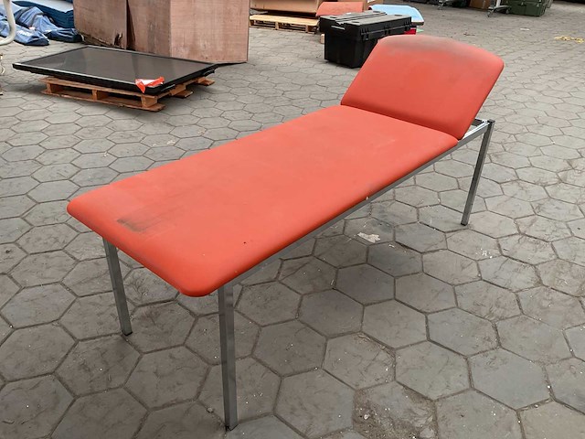 Medifa examination table - afbeelding 1 van  6