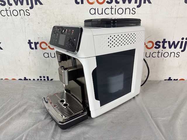 Medisana psd - analoge personenweegschaal | espressomachine series 5500 - ep5543/91 - afbeelding 3 van  4