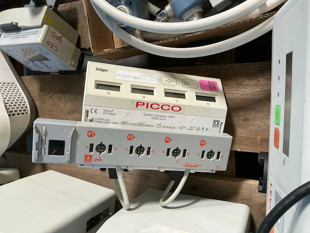 Medische apparatuur (20x) - afbeelding 8 van  9