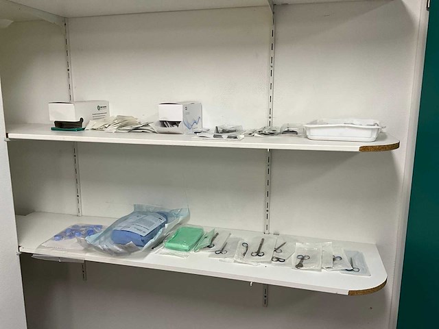 Medische benodigdheden (50x) - afbeelding 1 van  5