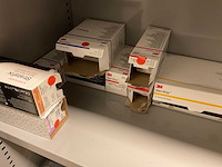 Medische benodigdheden hechten - afbeelding 3 van  15