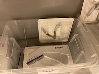 Medische benodigdheden hechten - afbeelding 13 van  15