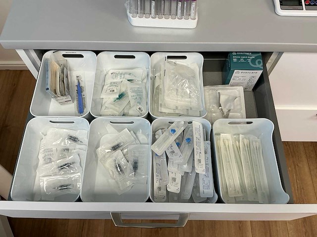 Medische benodigdheden - afbeelding 10 van  17