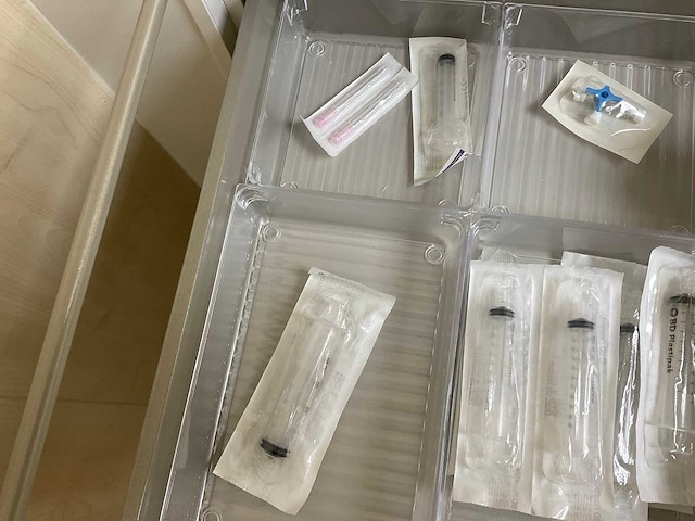Medische benodigdheden - afbeelding 4 van  21