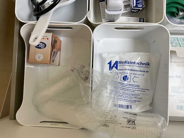 Medische benodigdheden - afbeelding 10 van  21