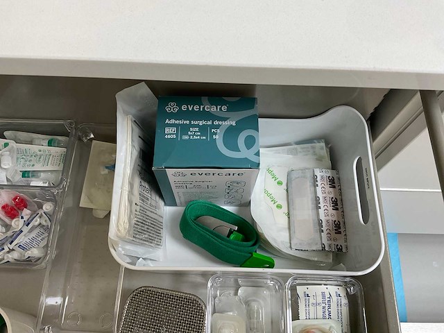 Medische benodigdheden - afbeelding 21 van  21