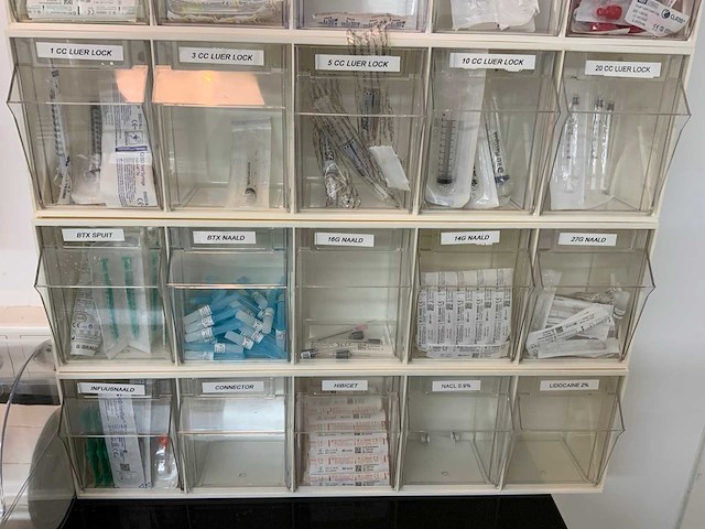 Medische benodigdheden - afbeelding 10 van  15