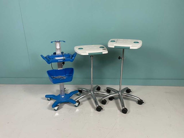 Medische karren (3x) - afbeelding 1 van  4