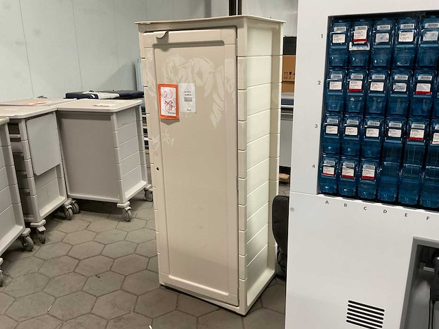 Medische kast - afbeelding 2 van  7