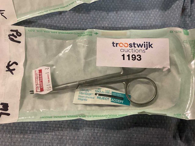 Medische klemschaar - afbeelding 1 van  2