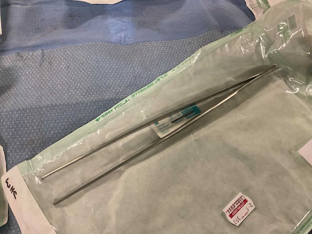 Medische pincet - afbeelding 1 van  2